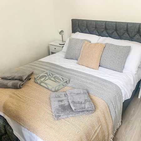 The Rosebery Retreat By The Castle 1-Bed Apartment Inverness Zewnętrze zdjęcie