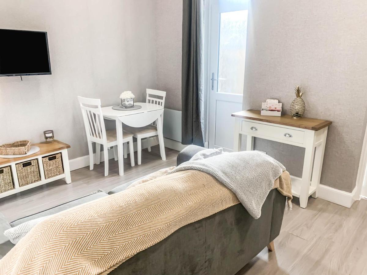 The Rosebery Retreat By The Castle 1-Bed Apartment Inverness Zewnętrze zdjęcie