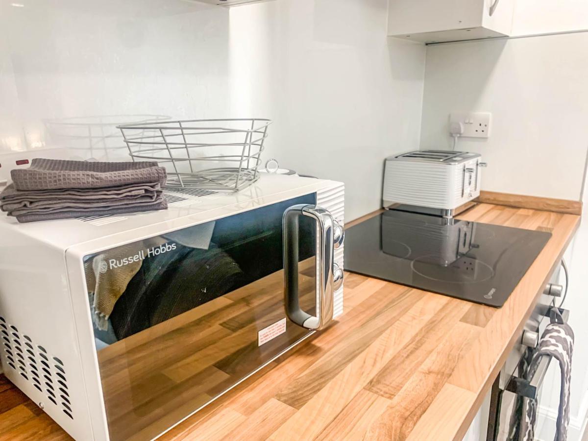 The Rosebery Retreat By The Castle 1-Bed Apartment Inverness Zewnętrze zdjęcie