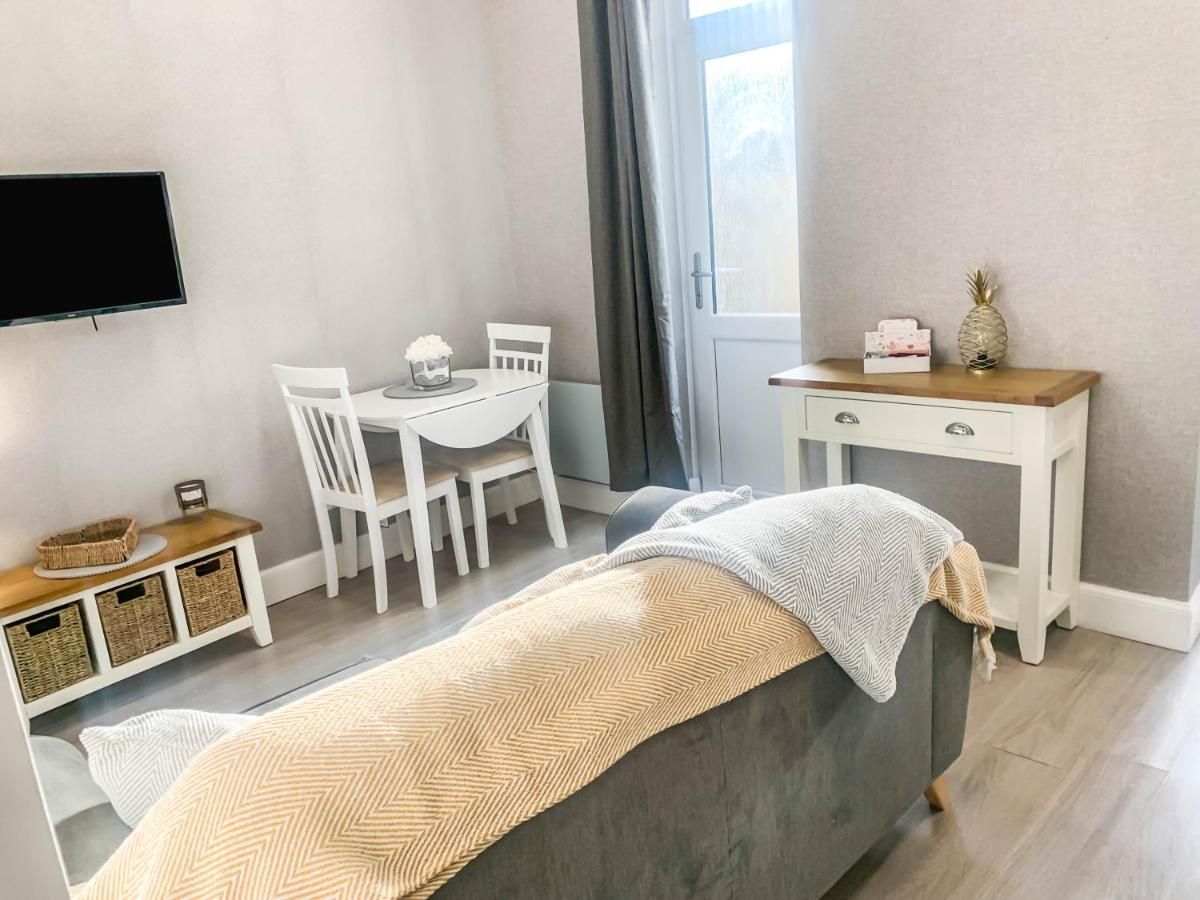 The Rosebery Retreat By The Castle 1-Bed Apartment Inverness Zewnętrze zdjęcie