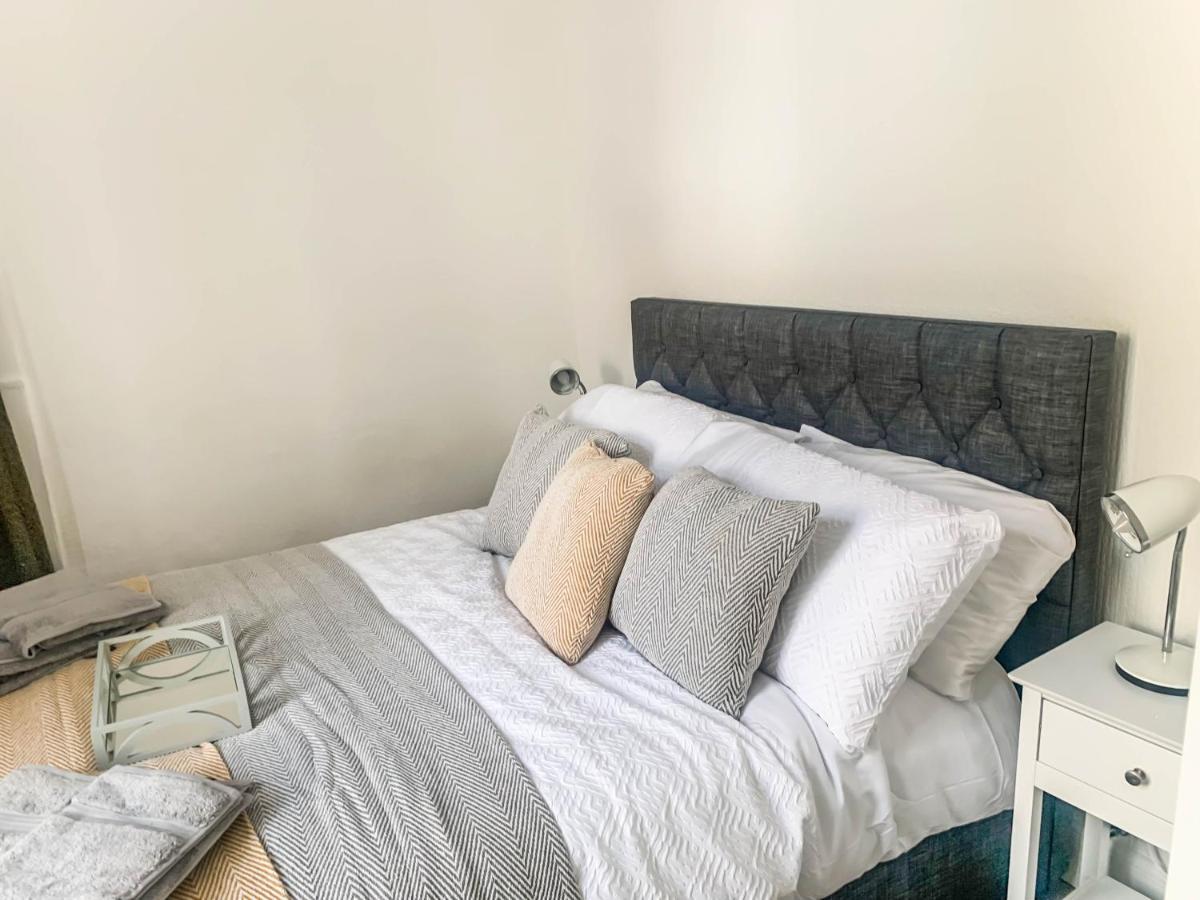The Rosebery Retreat By The Castle 1-Bed Apartment Inverness Zewnętrze zdjęcie